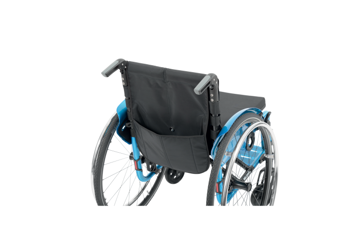 Avantgarde pohled ze zadu